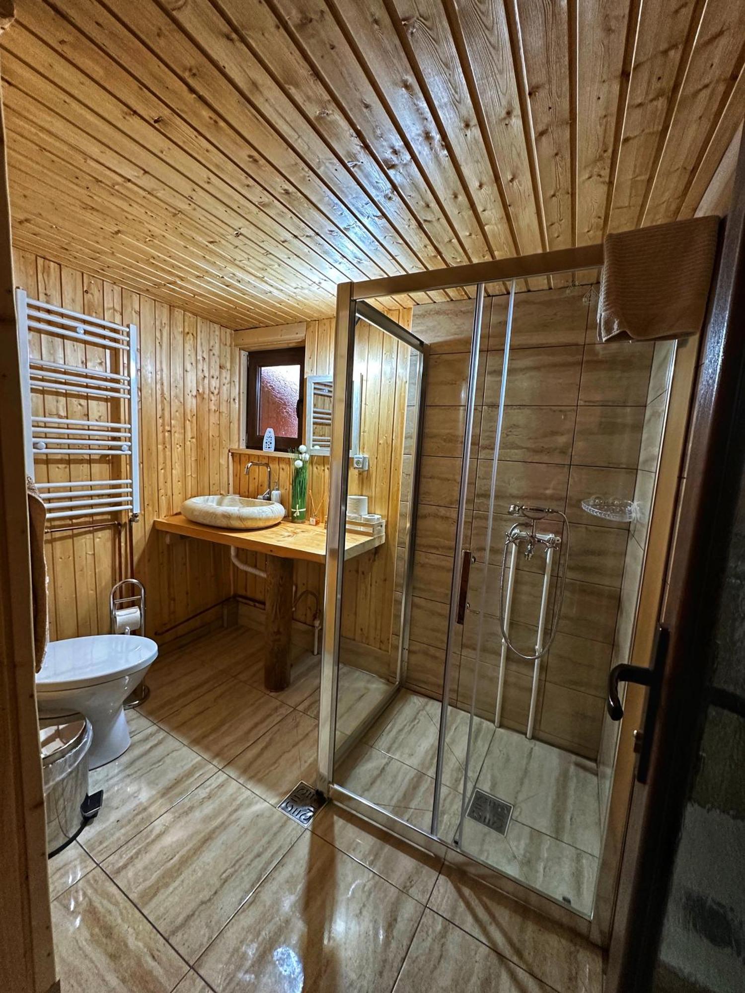 Casuta Din Stejari-Transalpina Villa Novaci-Straini Bagian luar foto